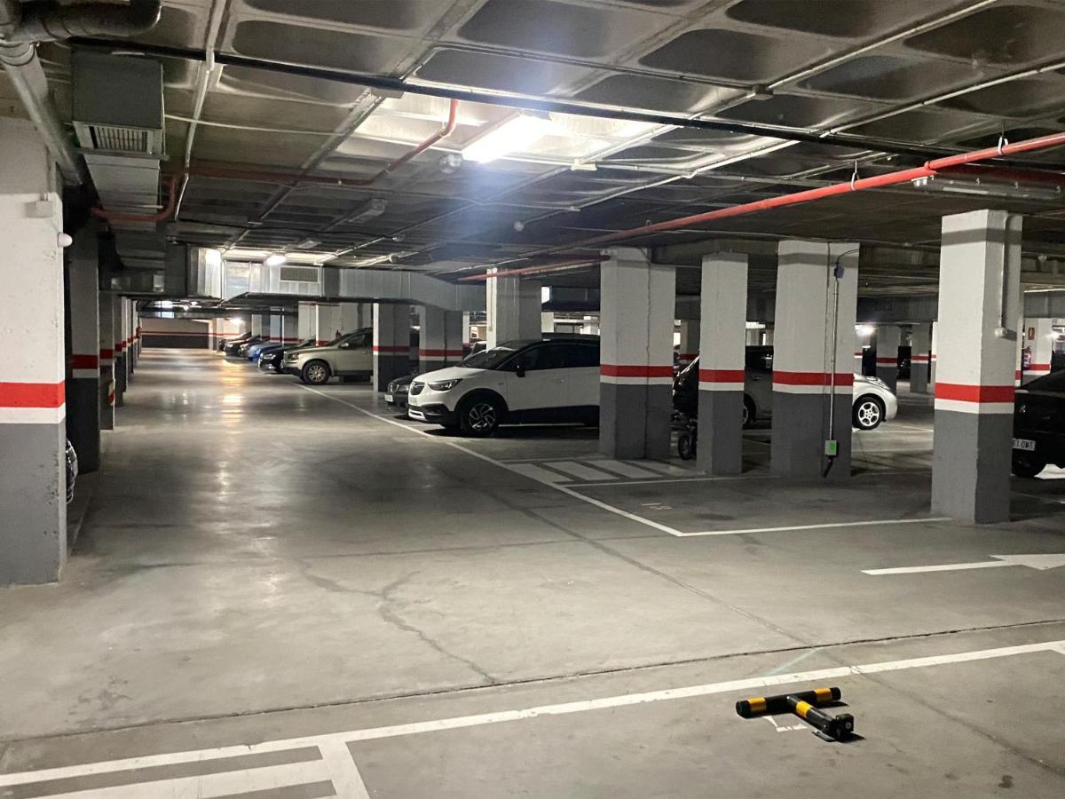 Aires De Toledo-Parque Warner Y Madrid En Familia Leilighet Eksteriør bilde