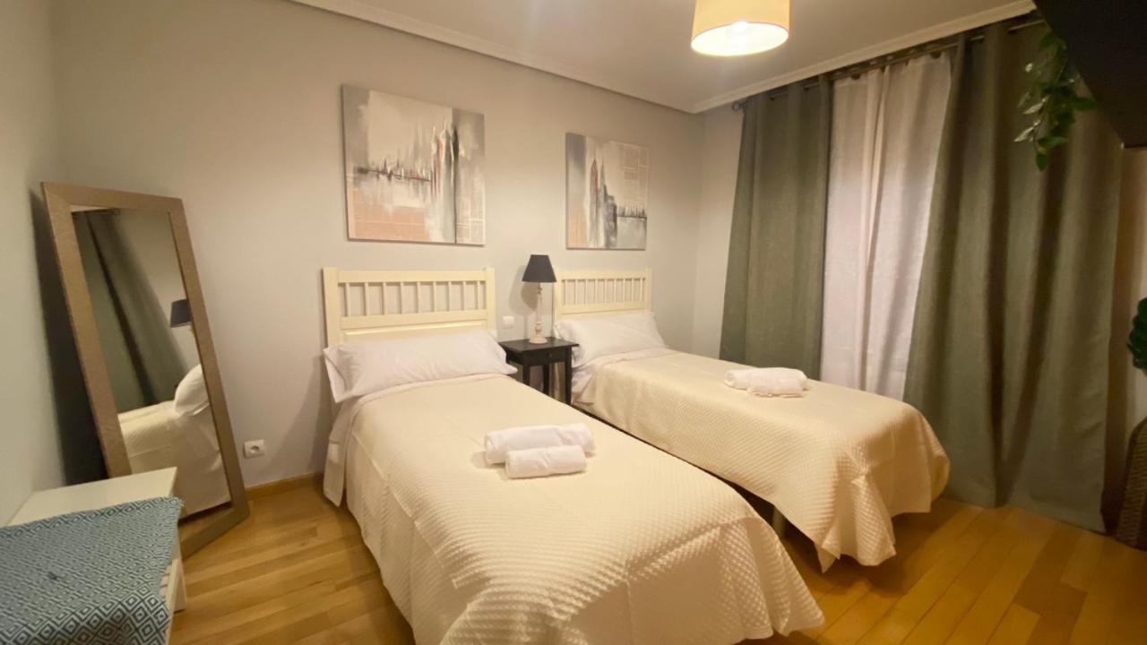 Aires De Toledo-Parque Warner Y Madrid En Familia Leilighet Eksteriør bilde