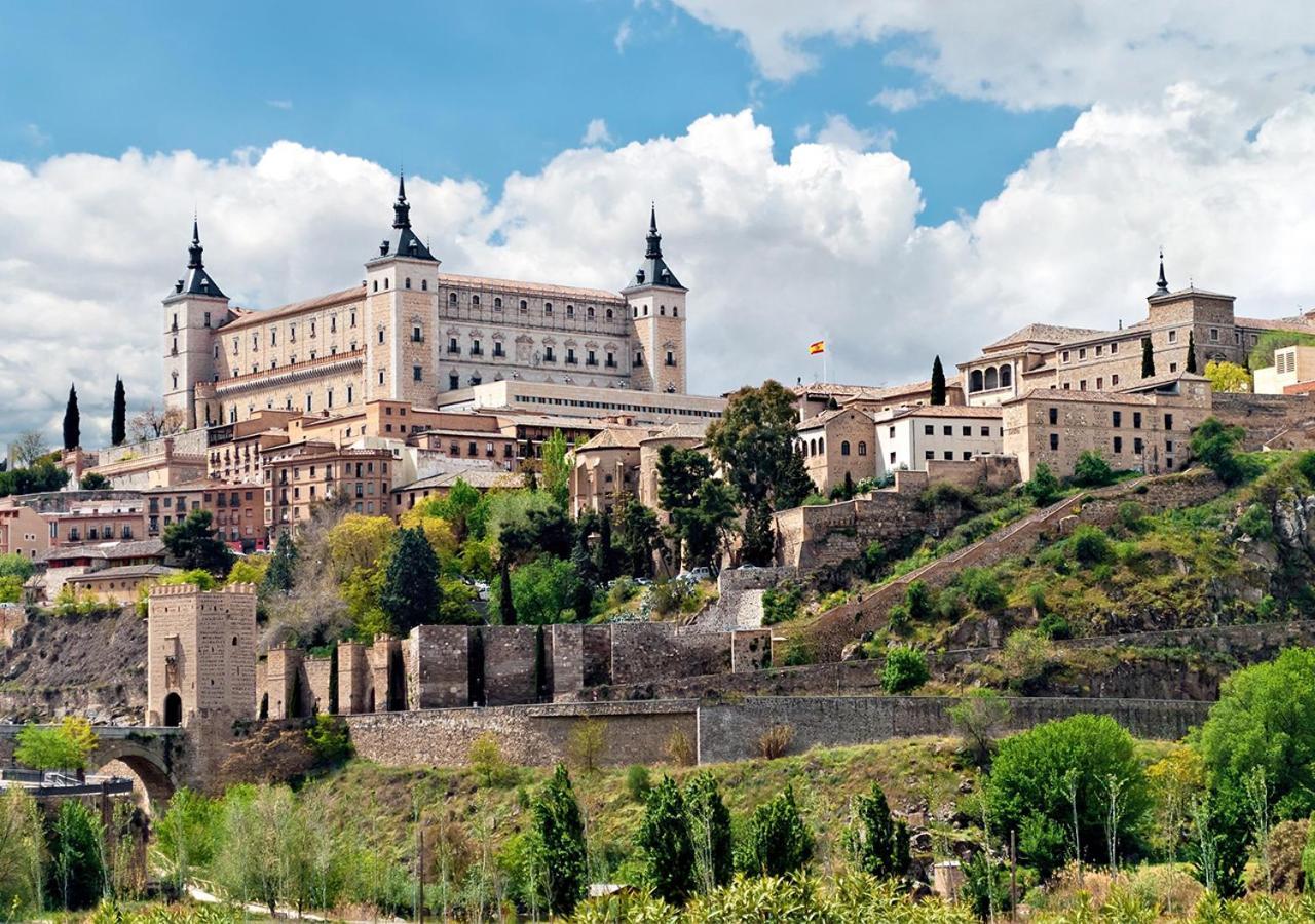 Aires De Toledo-Parque Warner Y Madrid En Familia Leilighet Eksteriør bilde